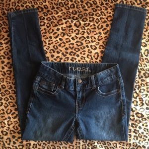 Rue 21 Skinny Jeans size 1-2 short
